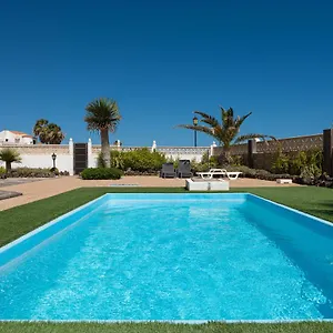 Homeforguest With Pool And Terrace 1 Min From The Apartamento Corralejo
