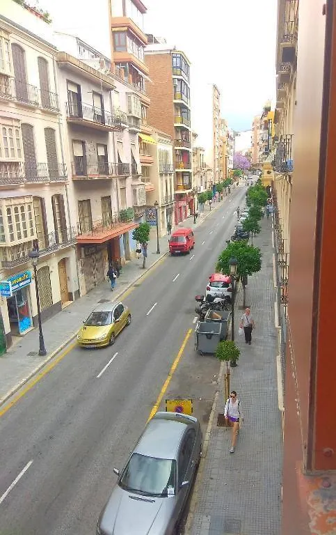 Plaza Merced Apartamentos مالقة
